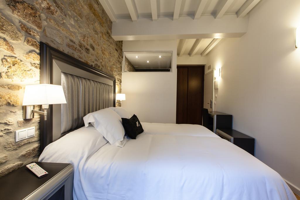 Hotel Montenegro Compostela Santiago de Compostela Eksteriør bilde
