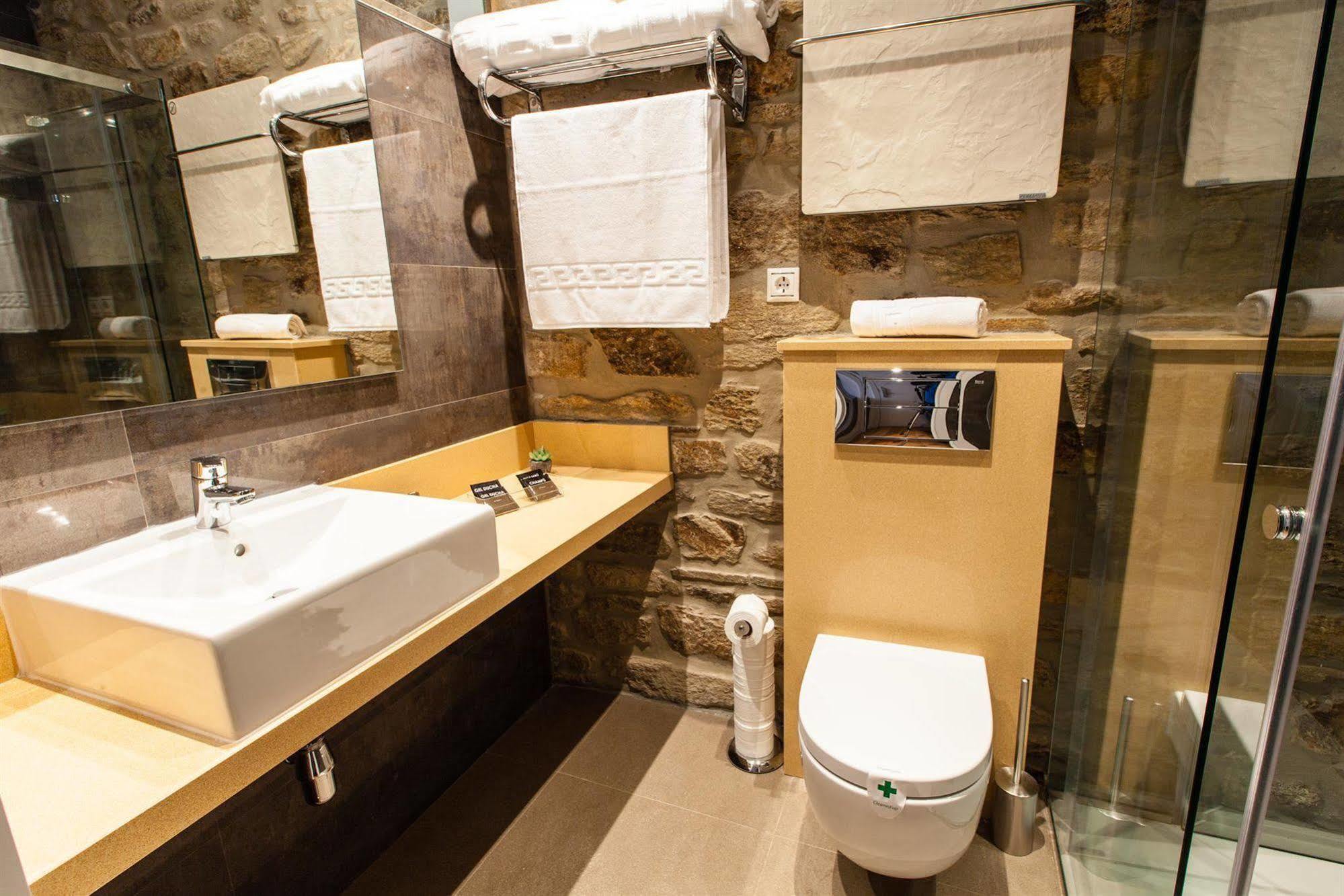 Hotel Montenegro Compostela Santiago de Compostela Eksteriør bilde