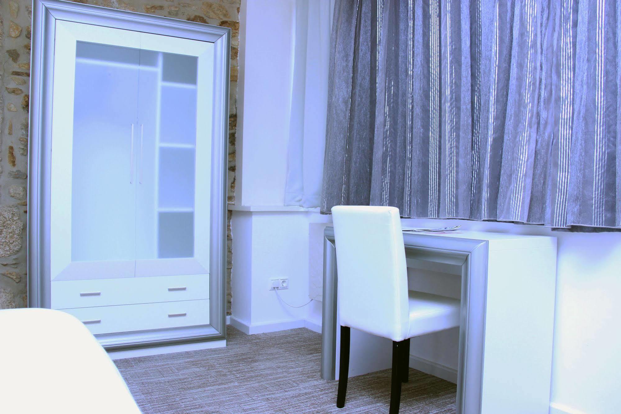 Hotel Montenegro Compostela Santiago de Compostela Eksteriør bilde